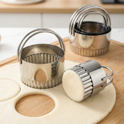 emporte piece rond gamme chef patissier look professionnel moderne